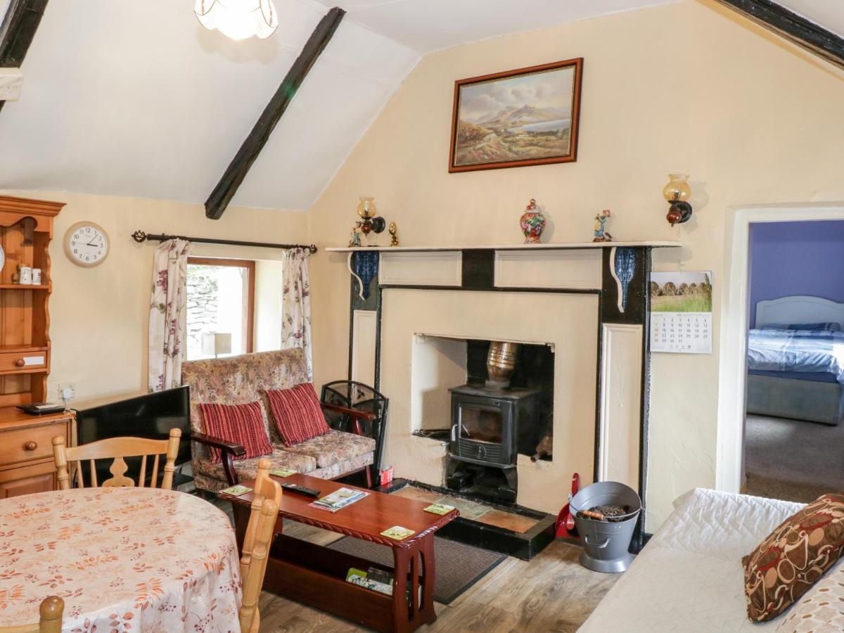 The Thatched Cottage Liscarney エクステリア 写真